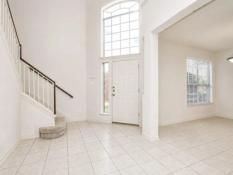 13461 Gent Dr — Photo 8