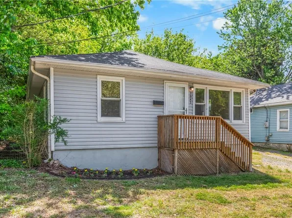 2047 Urban St, Winston Salem, NC 27107