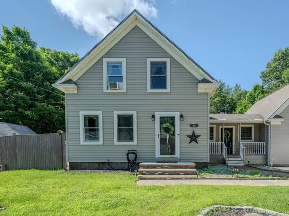 44 Pine St, Peabody, MA 01960