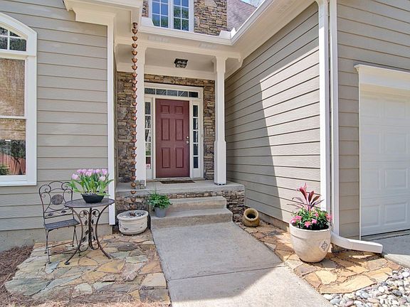 4th image of 2408 Mirrabeau Ct