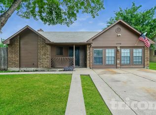 10008 Buffalo Grove Rd, Fort Worth, TX 76108