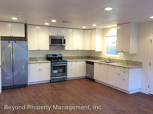 1st image of 445 W 10th Ave #2
