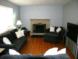 2nd image of 7022 Lathrop Ave