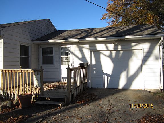 3rd image of 775 Ashworth Dr