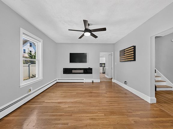5th image of 24 Mague Ave Unit 24