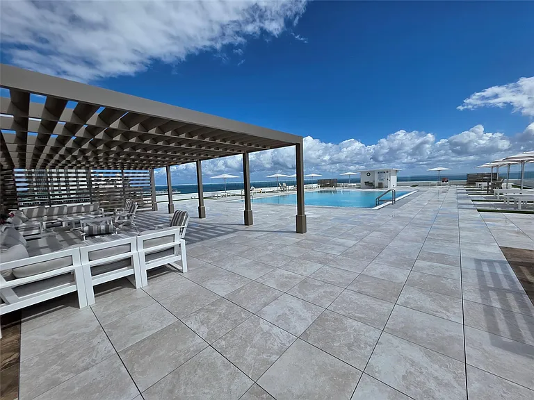 4020 Galt Ocean Dr #1210 — Photo 39