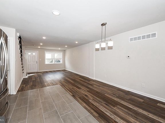 5th image of 1835 Glenifer St