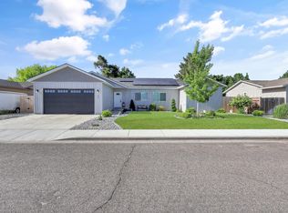 680 E 19th St, Burley, ID 83318