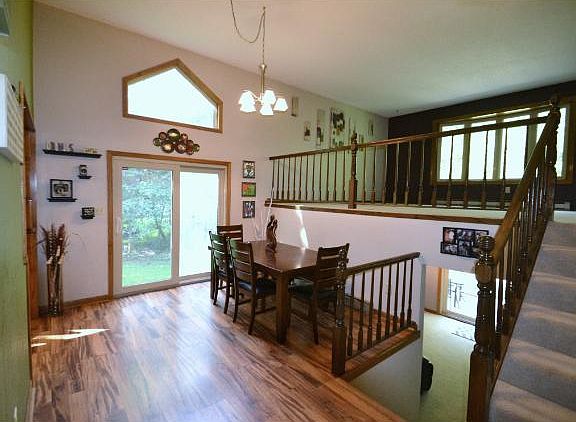 5th image of 22432 Iverson Ln N