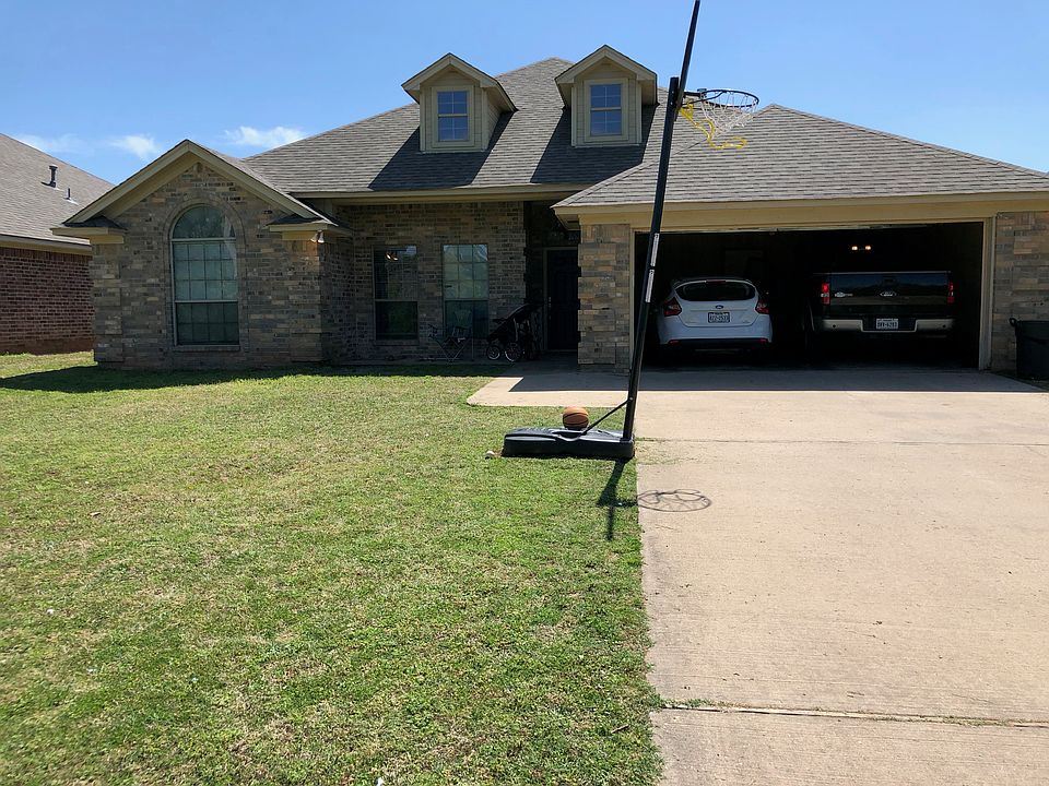 1st image of 1210 Arnold Ln