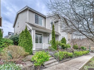 306 Birch St, Fircrest, WA 98466