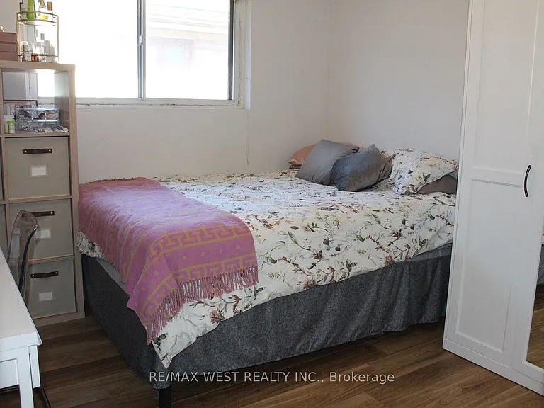 11 Fletcher Pl #MAIN — Photo 8