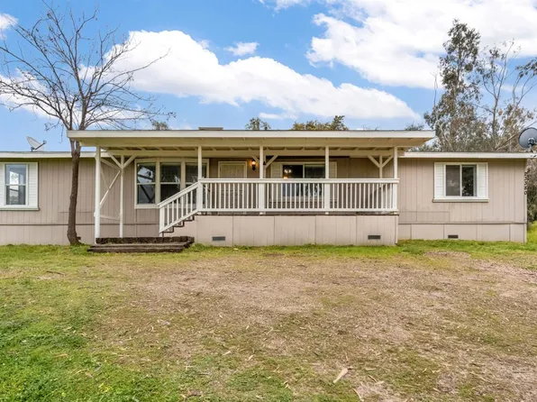 23380 Granite Creek Ln, Clovis, CA 93619