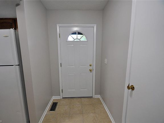 3rd image of 14132 E Bend Dr