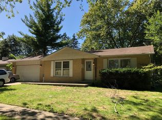 1270 Mallard Dr, Elgin, IL 60123