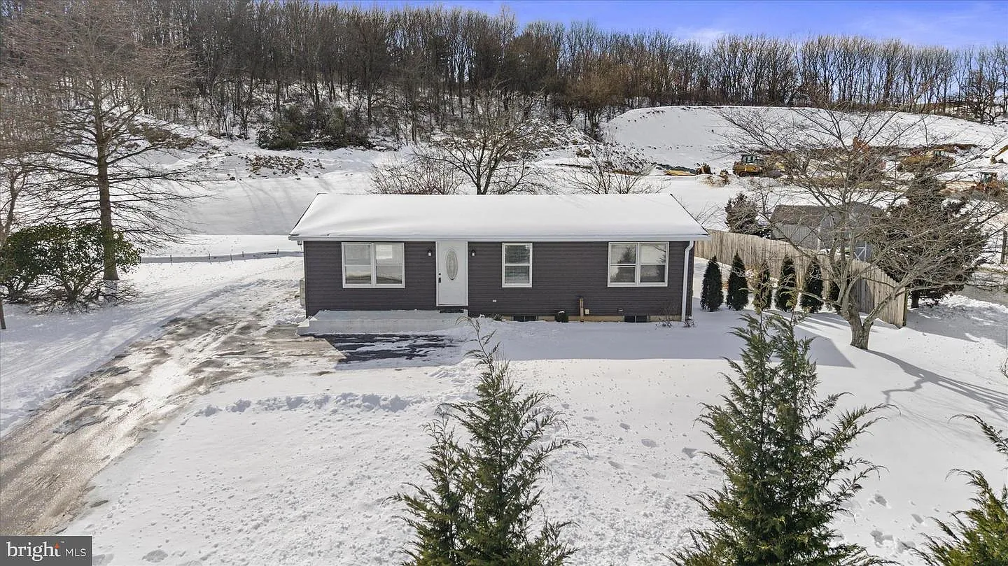 8694 Sheffield Manor Blvd photo 1