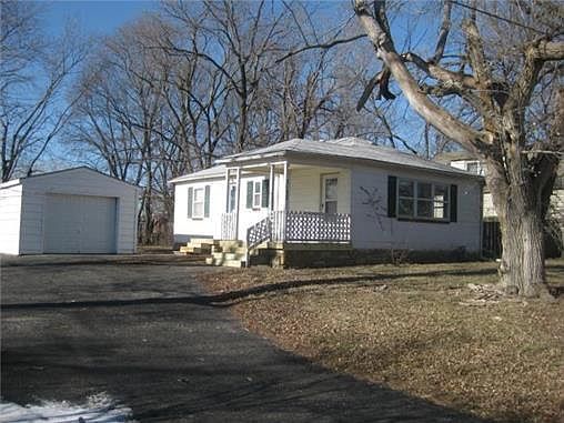 1st image of 2132 S 38th St
