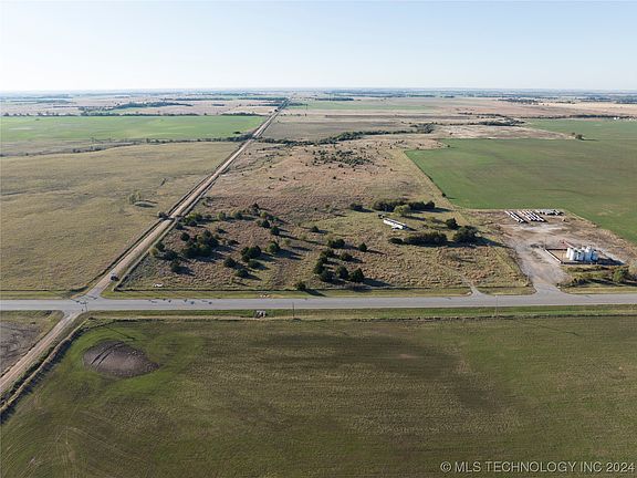 2nd image of 83868 State Highway 11