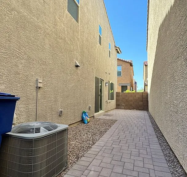 1108 E Ascent St — Photo 21