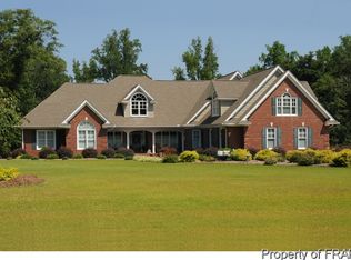 175 Puppy Creek Cir, Raeford, NC 28376