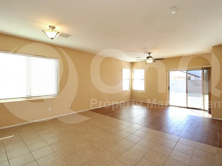 14839 W Larkspur Dr — Photo 9