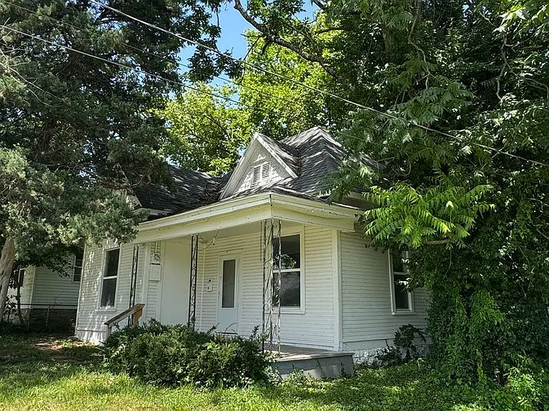 934 N National Ave — Photo 31