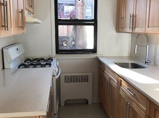 108 Cooper Dr APT 1B, New Rochelle, NY 10801