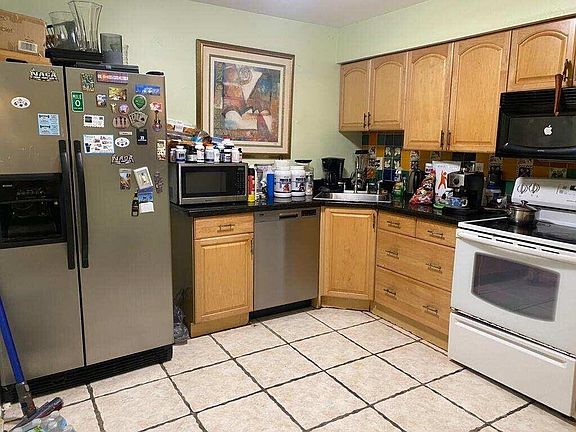 2nd image of 3255 Flagler Ave APT 406