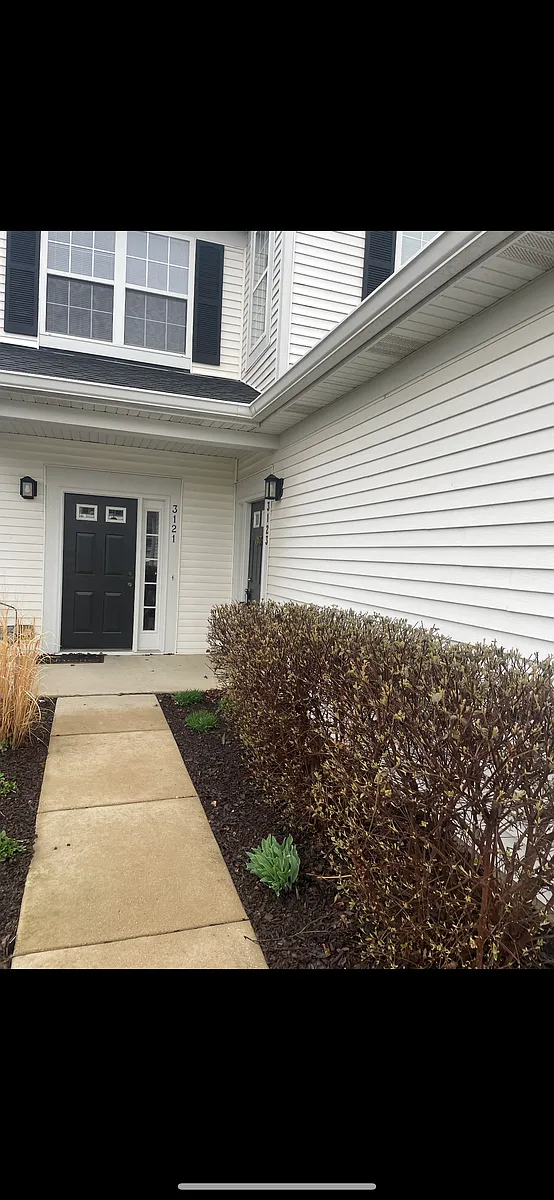 Building Photo - 3123 Falling Waters Ln