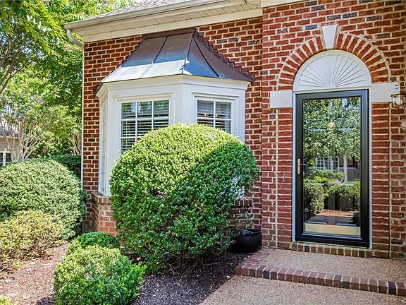 4th image of 4917 Hickory Downs Dr