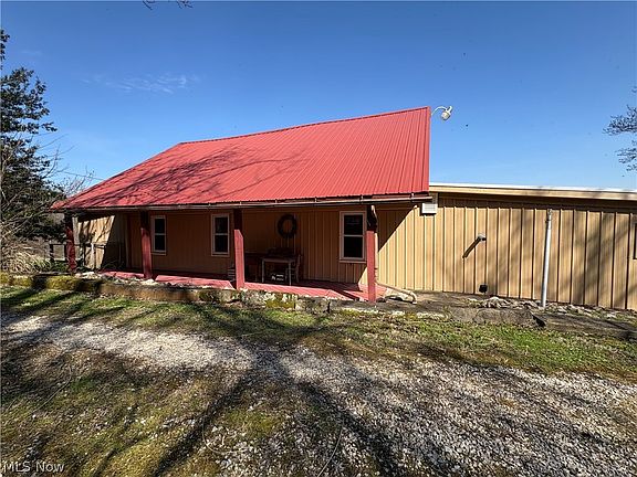 4th image of 64446 Erie Rd