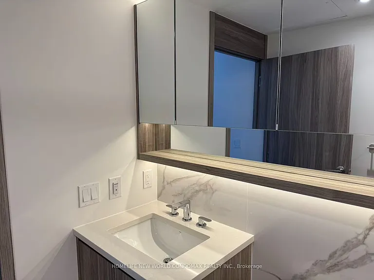 68 Esther Shiner Blvd #1009 — Photo 14