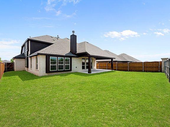 5th image of 2514 Veranda Way