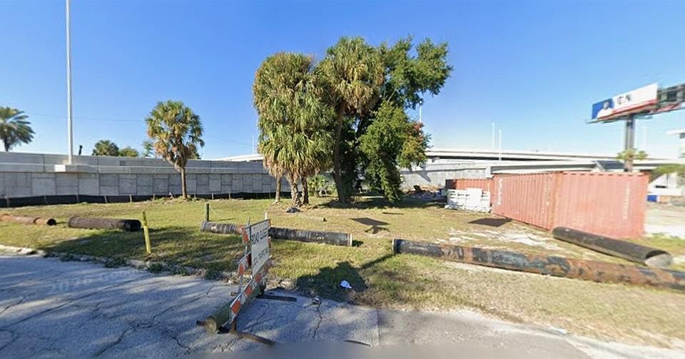 1st image of 702 E ROSS AVENUE LOT 9