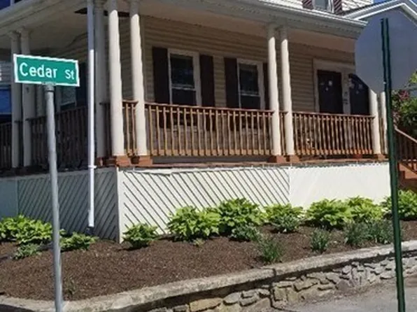72 Cedar St APT 2F, Taunton, MA 02780