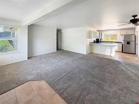 4th image of 906 Livesay Drive