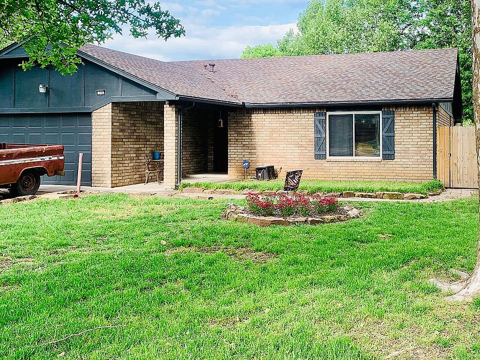 1st image of 504 S Oklahoma St