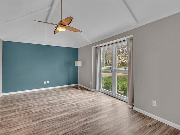 5th image of 9912 Taylor Dr