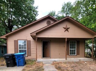 1020 Baker St, Denison, TX 75020
