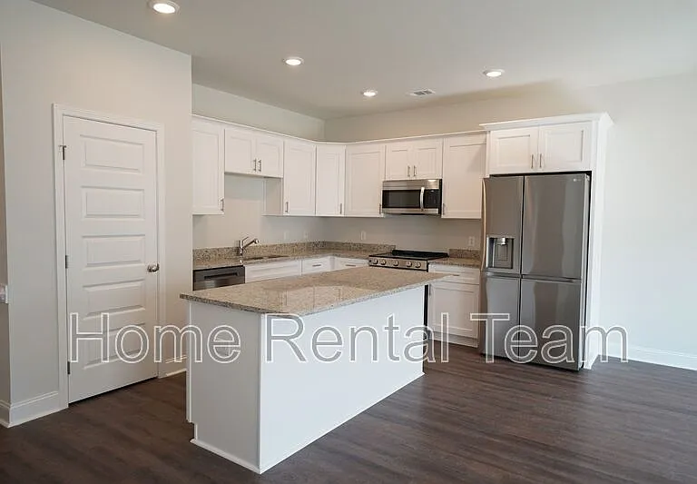 481 Governor Treutlen Cir — Photo 6