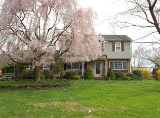 6 Thor Solberg Rd, White House Station, NJ 08889