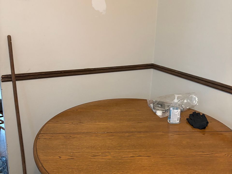 1st image of 119 Mountainview Ave Floor 2
