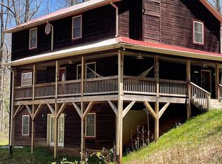 89 Wilderness Dr, Hayesville, NC 28904