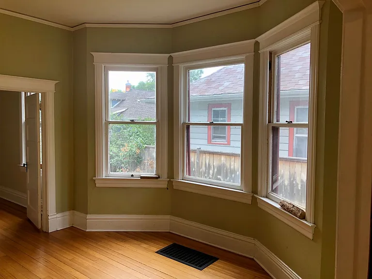 1011A N Corona St — Photo 12