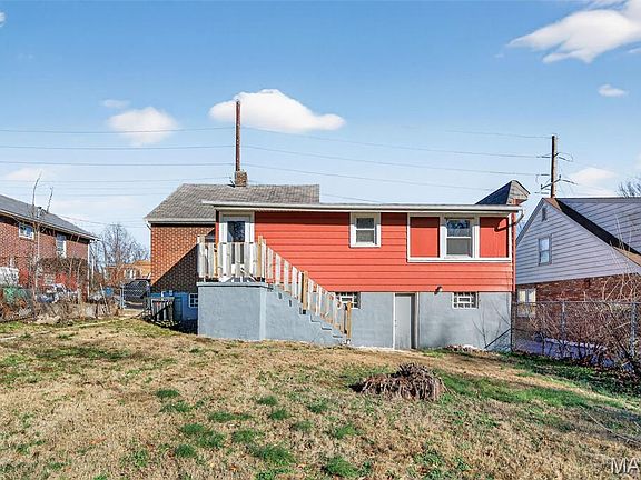 5th image of 120 Bernhardt Ave