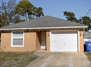 1590 13th St SW, Vero Beach, FL 32962