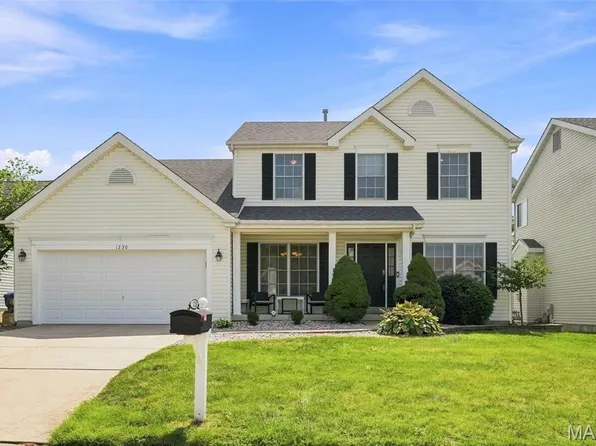 1230 Cold Spring Dr, O'Fallon, MO 63368