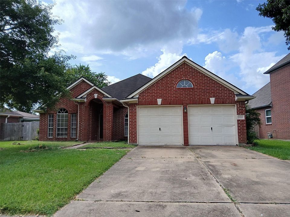 1st image of 21531 Cedar Cove Dr