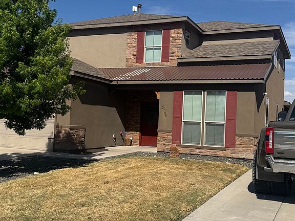 2nd image of 2706 N Wedgewood Dr