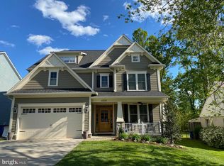 6004 Henning St, Bethesda, MD 20817